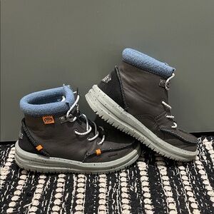 Hey Dude Kids Boots - Black and Gray